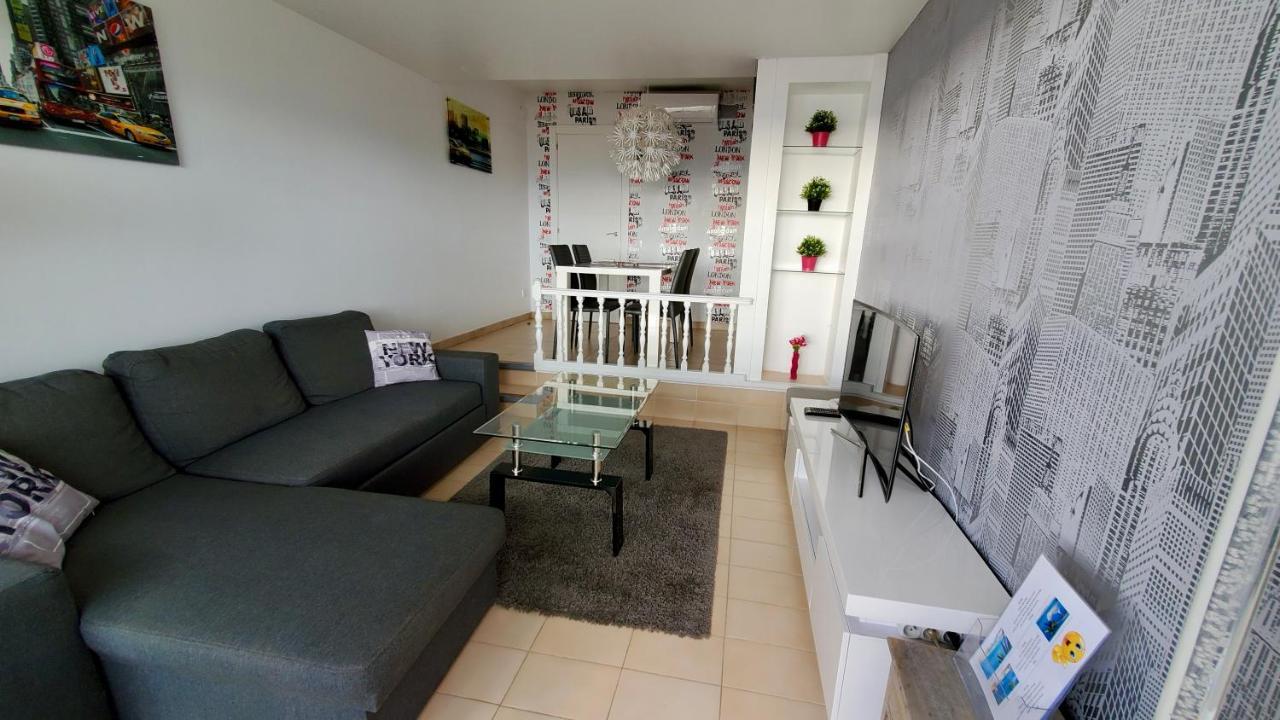 Apartments Paradise Lloret Lloret de Mar Esterno foto